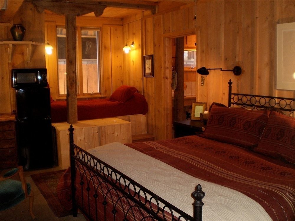 Silver River Adobe Inn Bed And Breakfast Фармінґтон Екстер'єр фото