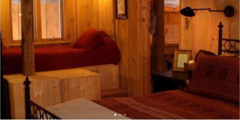 Silver River Adobe Inn Bed And Breakfast Фармінґтон Екстер'єр фото